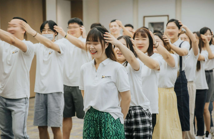 拓展团建活动破冰项目【按摩操】